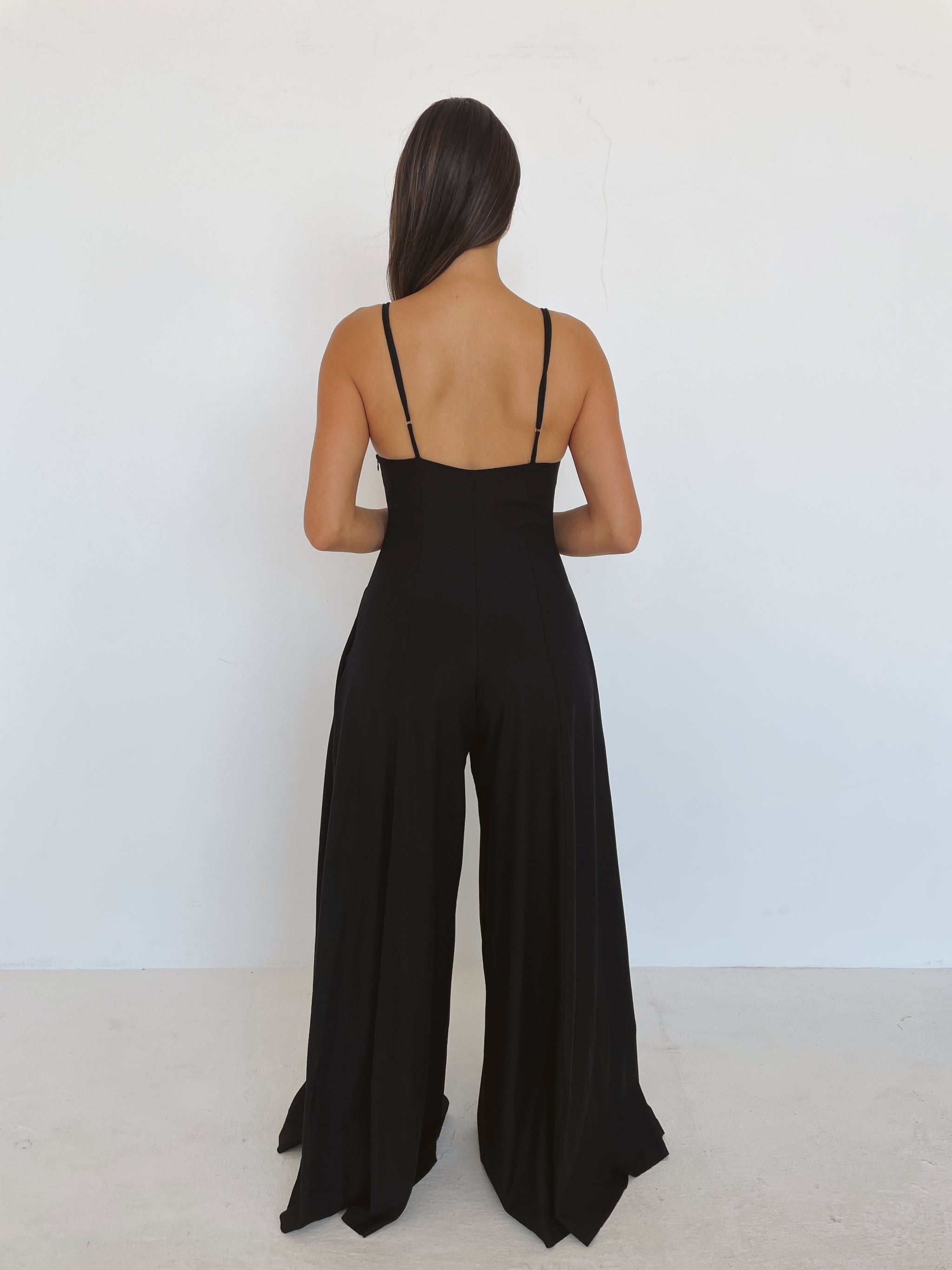 Yara Wide Leg Jumpsuit – Sleeveless Statement One Piece – B.FREEDOM
